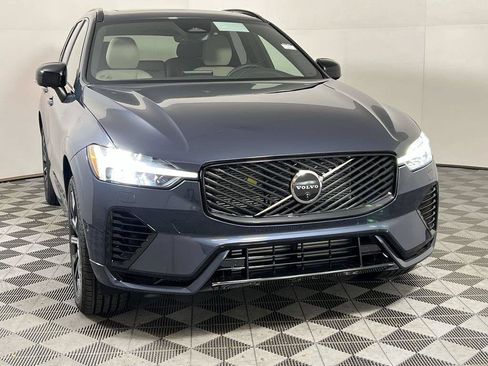 Used 2026 Volvo XC60 T8 Plus w/ Protection Package Premier AWD/4WD image 3