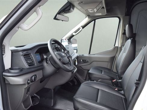 New 2026 Ford Transit 250 148 Medium Roof RWD image 5