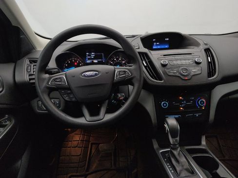 Used 2018 Ford Escape S image 22