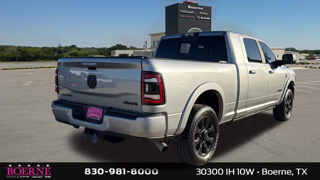 Used 2022 RAM 2500 Limited w/ Night Edition AWD/4WD image 3