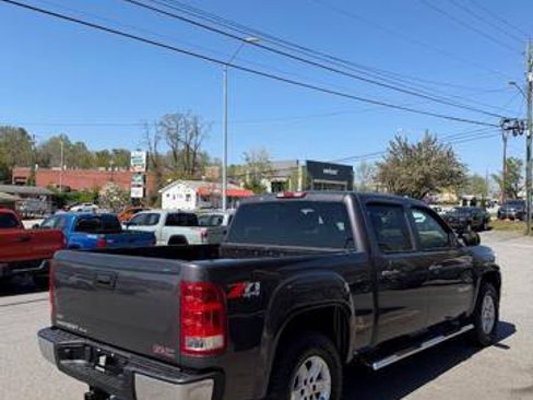 Used 2010 GMC Sierra 1500 SLE w/ Power Pack Plus image 3