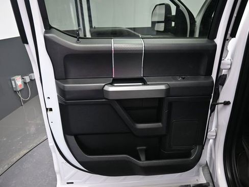 Used 2018 Ford F150 XLT w/ Equipment Group 302A Luxury image 13