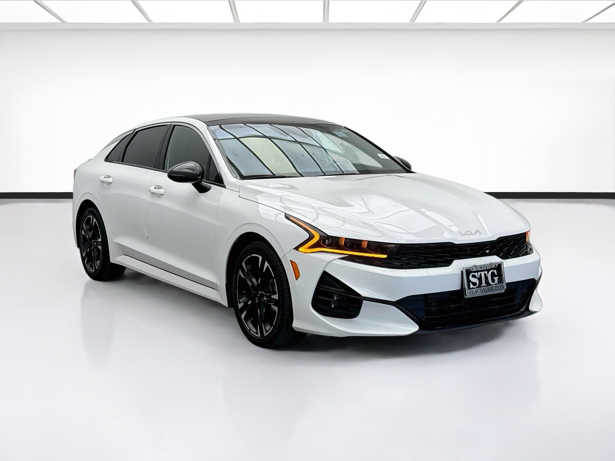 Used 2023 Kia K5 GT-Line FWD image 3