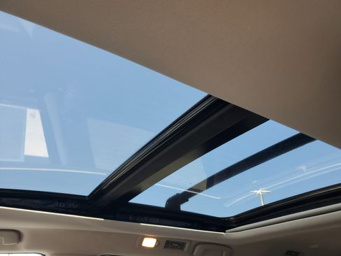 New 2026 Nissan Pathfinder SL image 18