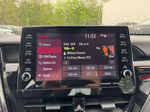Used 2023 Toyota Camry XSE FWD image 29