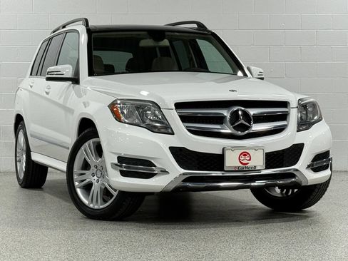 Used 2015 Mercedes-Benz GLK 350 4MATIC image 4