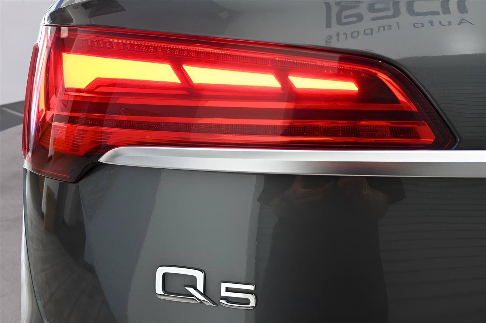 Used 2023 Audi Q5 e Premium Plus AWD/4WD image 36
