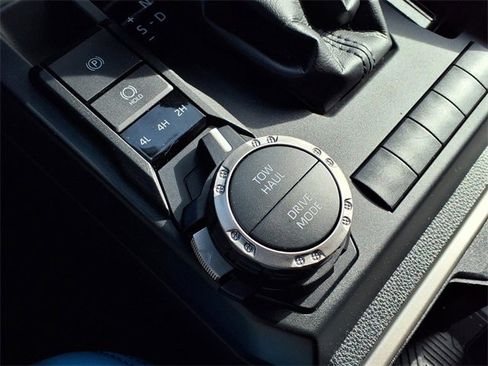 Used 2025 Toyota 4Runner SR5 image 10