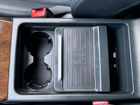 Used 2020 Audi Q5 2.0T Premium Plus w/ Premium Plus Package image 16