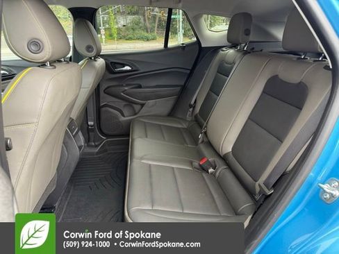 Used 2025 Chevrolet Trax ACTIV w/ Driver Confidence Package FWD image 11