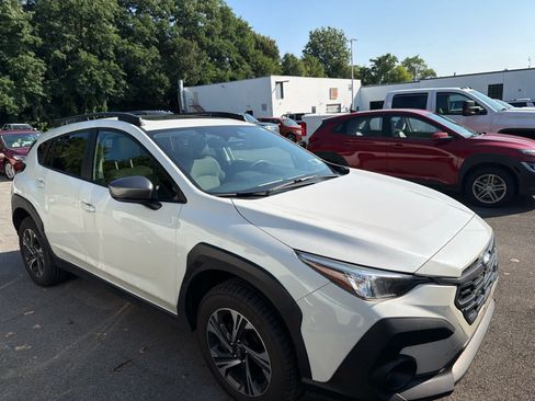 Used 2024 Subaru Crosstrek 2.0i Premium AWD/4WD image 14