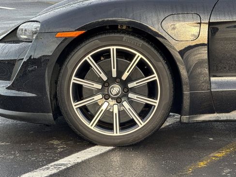 Used 2021 Porsche Taycan image 26