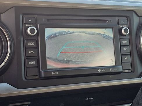 Used 2019 Toyota Tacoma SR5 image 9