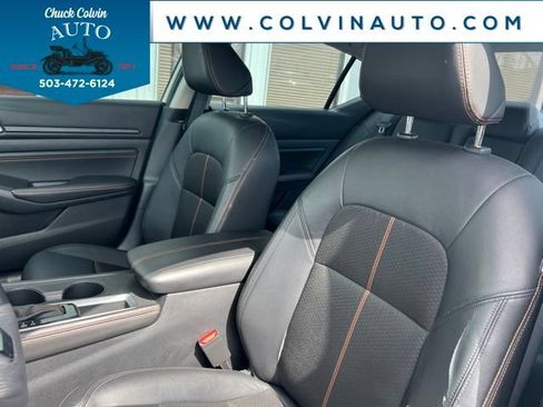 Used 2021 Nissan Altima 2.5 SR FWD image 16
