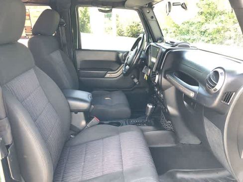 Used 2011 Jeep Wrangler Sport AWD/4WD image 18