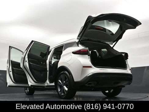 Used 2023 Nissan Murano Platinum w/ Cargo Package AWD/4WD image 40