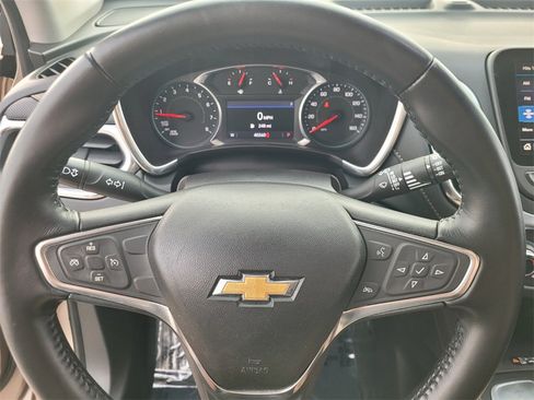 Used 2019 Chevrolet Equinox Premier image 30