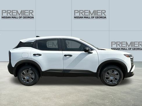 New 2026 Nissan Kicks S image 4