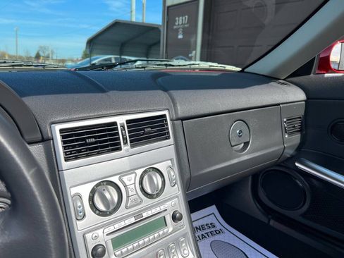 Used 2007 Chrysler Crossfire Convertible w/ Special Edition Group RWD image 35