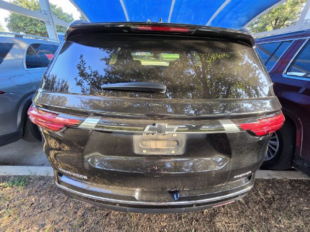 Used 2022 Chevrolet Traverse Premier FWD image 5