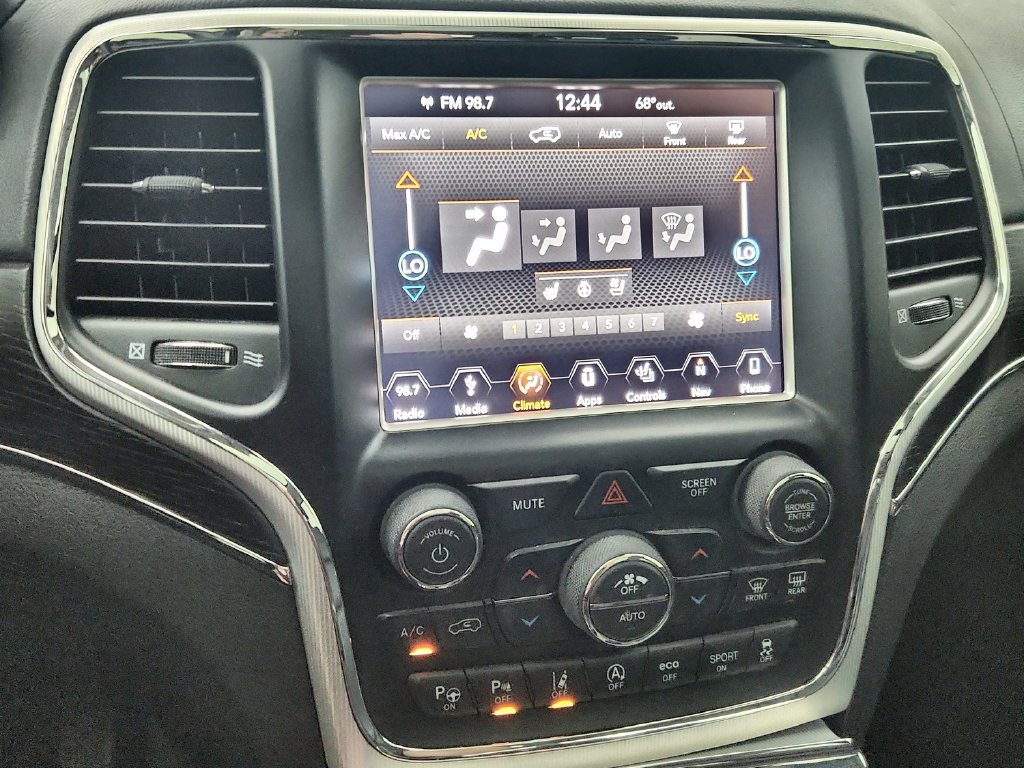 Used 2018 Jeep Grand Cherokee Summit w/ Skid Plate Group AWD/4WD image 29