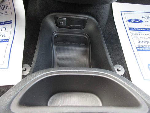 New 2026 Chrysler Pacifica Select FWD image 31
