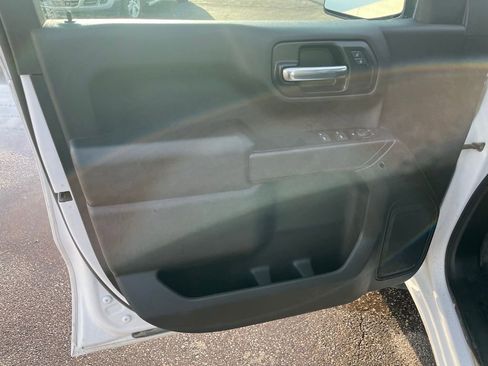 Used 2022 Chevrolet Silverado 1500 W/T w/ WT Value Package image 9