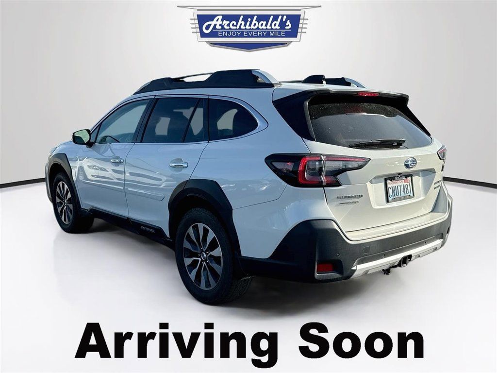 Used 2023 Subaru Outback Touring AWD/4WD image 1
