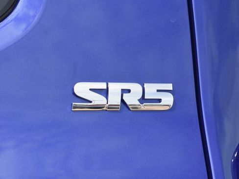 Used 2025 Toyota Tacoma SR5 RWD image 10