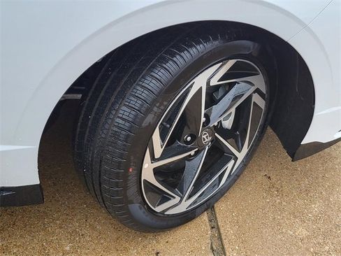 New 2026 Hyundai Sonata SEL image 5