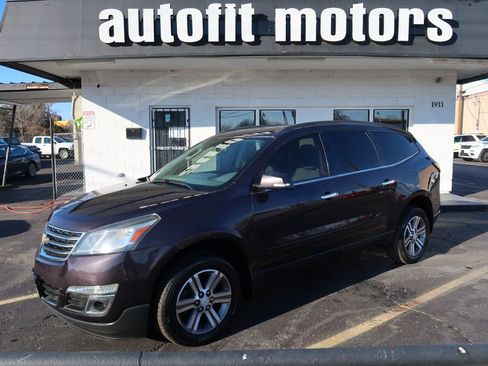 Used 2015 Chevrolet Traverse LT image 1