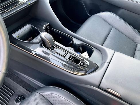 Used 2025 Toyota Crown Platinum image 20