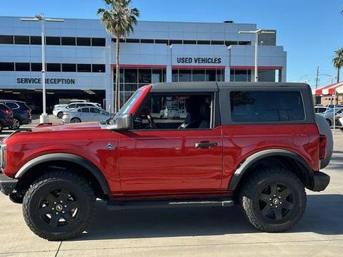 Used 2024 Ford Bronco Black Diamond AWD/4WD image 3