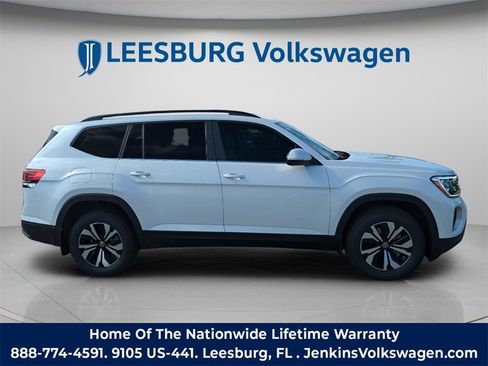 New 2026 Volkswagen Atlas SE image 3