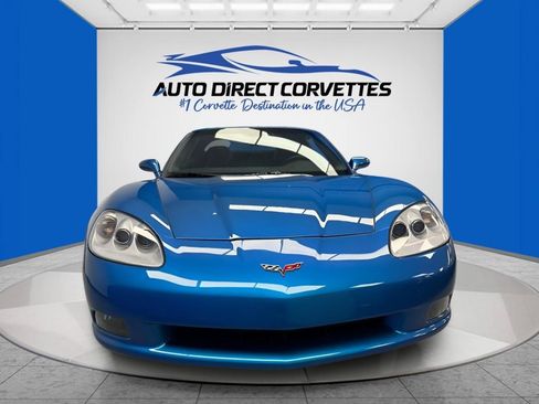 Used 2011 Chevrolet Corvette Coupe w/ 1LT RWD image 28