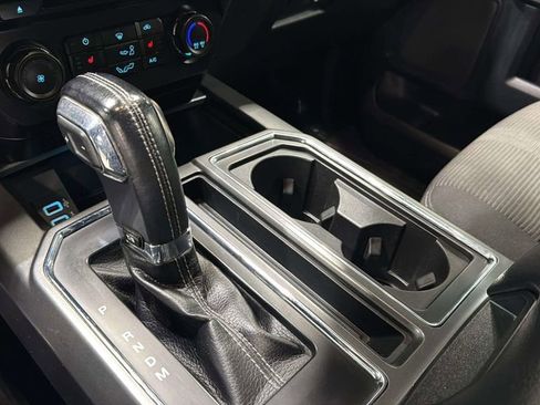 Used 2017 Ford F150 XLT w/ Equipment Group 302A Luxury AWD/4WD image 27