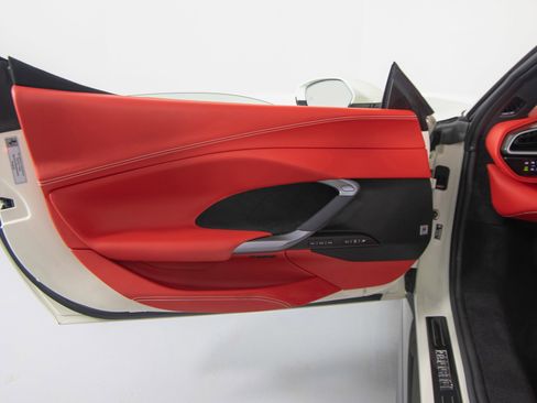 Certified 2025 Ferrari 296 GTS RWD image 33