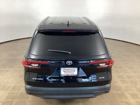 Used 2025 Toyota Grand Highlander AWD Hybrid image 7