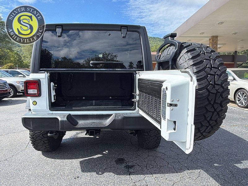 Used 2019 Jeep Wrangler Sport AWD/4WD image 23