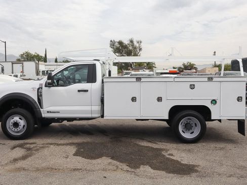 Used 2024 Ford F550 2WD Regular Cab Super Duty w/ XL Chrome Package image 5