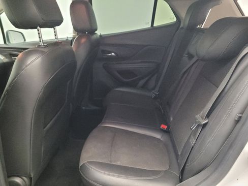 Used 2020 Buick Encore Preferred image 18