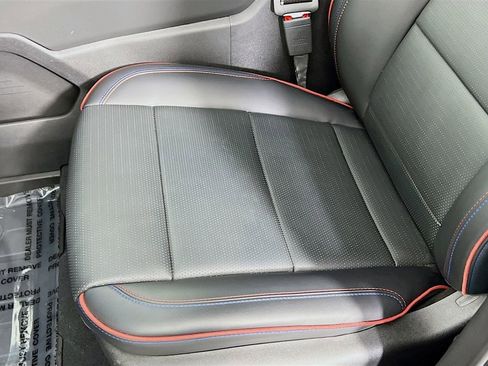 Certified 2025 Chevrolet Silverado EV RST AWD/4WD image 18