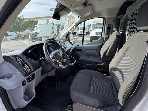Used 2017 Ford Transit 250 148 Low Roof RWD image 3