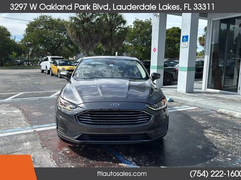 Used 2020 Ford Fusion SE FWD image 5