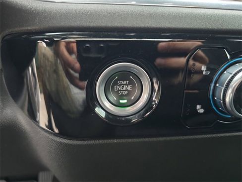 Used 2024 GMC Sierra 1500 Elevation image 27