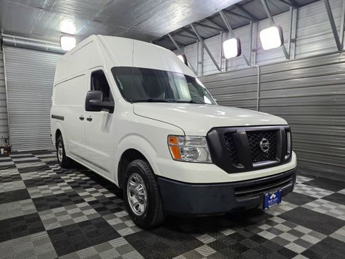 Used 2016 Nissan NV 2500 SV image 4