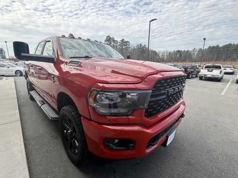 Used 2022 RAM 2500 Big Horn w/ Night Edition image 8