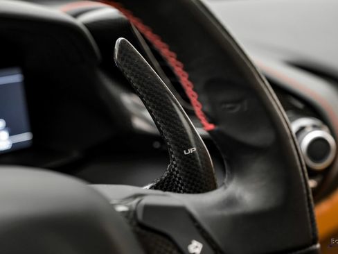 Used 2017 Ferrari 488 GTB RWD image 56