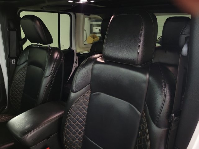 Used 2021 Jeep Wrangler Unlimited Sahara AWD/4WD image 16