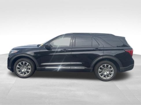Used 2025 Ford Explorer Active w/ Active Comfort Package AWD/4WD image 5